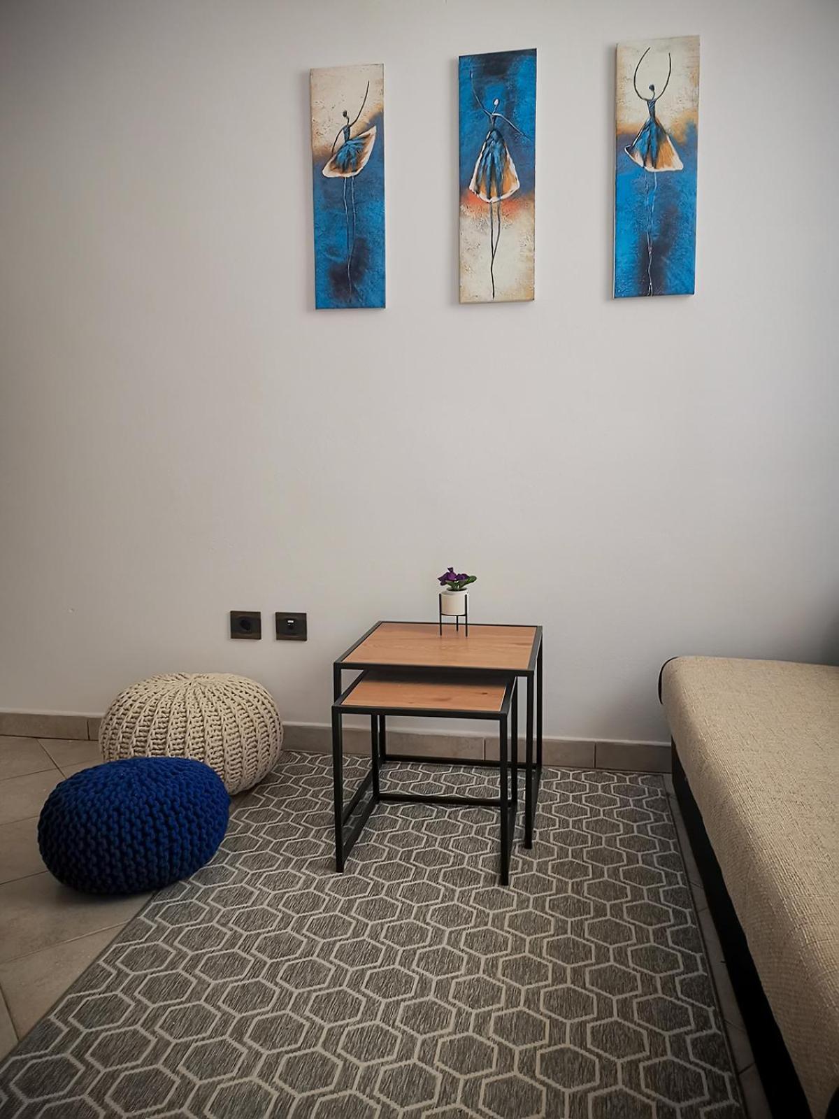 Premium Apartments Tade فونتانا الغرفة الصورة